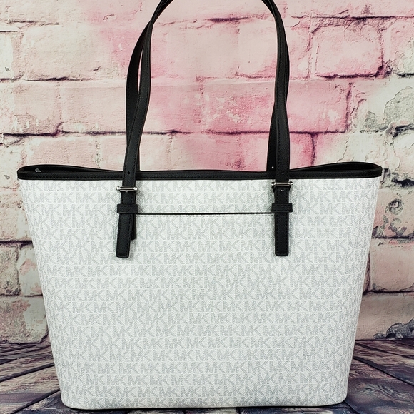 Michael Kors Jet Set NYC MD Carryall Tote White - Picture 3 of 6